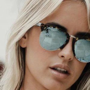 Like new Maho IBIZA BENGAL sunglasses (currently sold out from Maho store). With